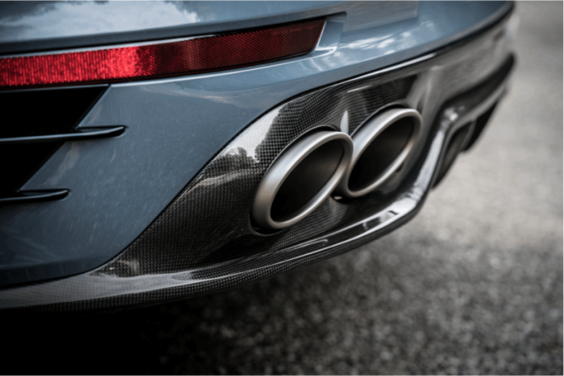 Akrapovic 16-17 Porsche 911 Turbo/Turbo S (991.2) Rear Carbon Fiber Diffuser - High Gloss-thumbmail-2