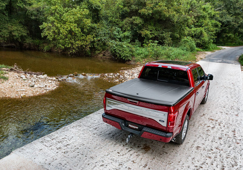 UnderCover 15-20 Chevy Colorado/GMC Canyon 5ft SE Bed Cover - Black Textured-thumbmail-2