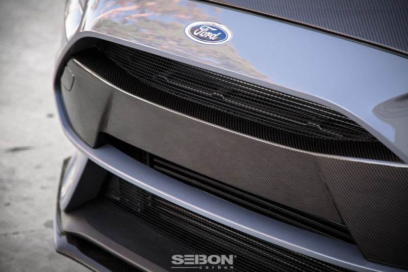 Seibon 16+ Ford Focus RS Carbon Fiber Front Bumper Garnish-thumbmail-2
