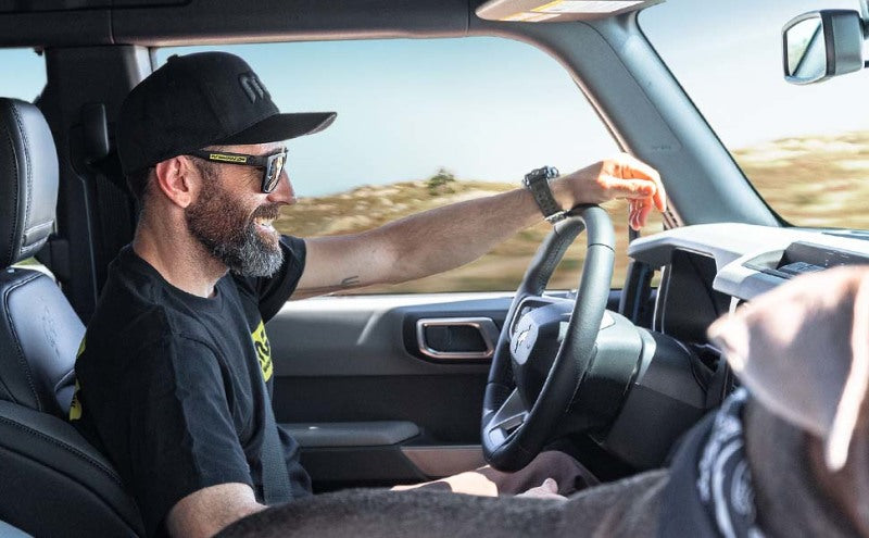 MagnaFlow Muffler Mag SS 27X7X7 2.25X2.25/2.2-thumbmail-5