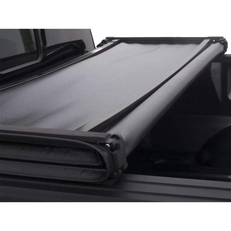 Lund 04-12 Chevy Colorado (5ft. Bed) Genesis Tri-Fold Tonneau Cover - Black-thumbmail-4