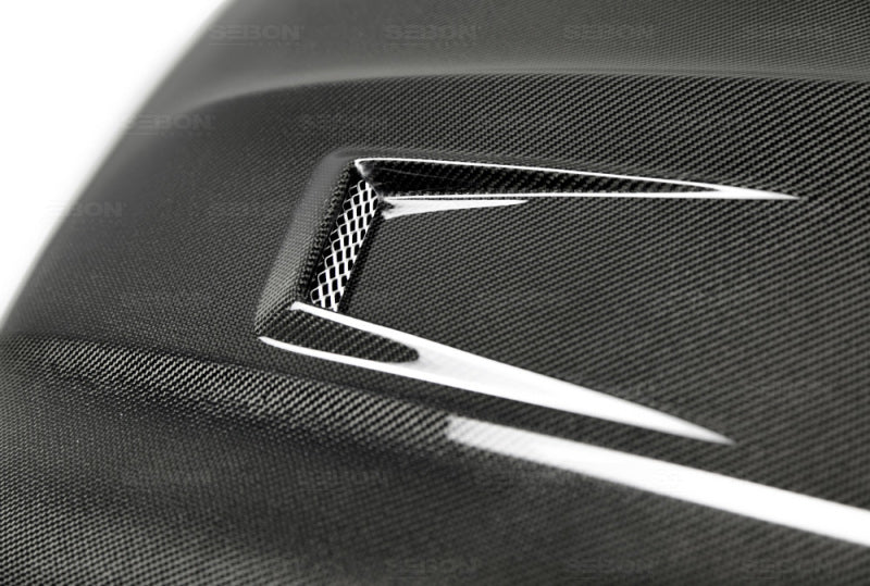 Seibon 12-14 Mercedes Benz C63 GT-Style Carbon Fiber Hood-thumbmail-5