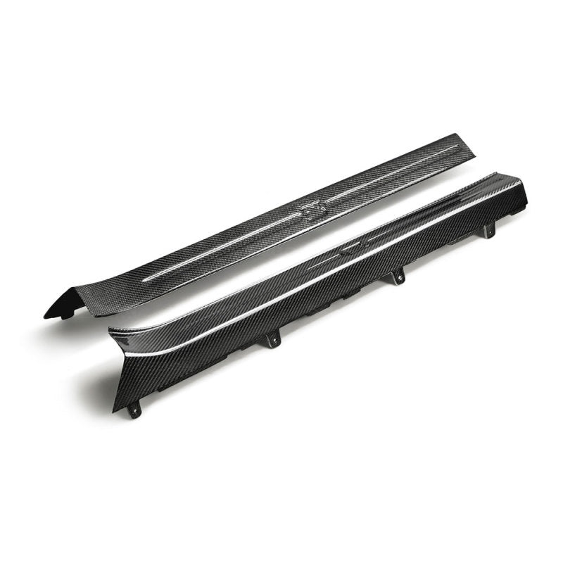 Seibon 09-10 Nissan GTR R35 OEM Style Carbon Fiber Door Sills (Pair)-thumbmail-3