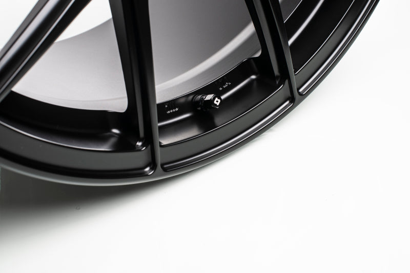 Titan 7 T-CS5 18x9.5 5x114.3 +40 Offset / 73 CB Machine Black Wheel (Hub Ring Req.)-thumbmail-7