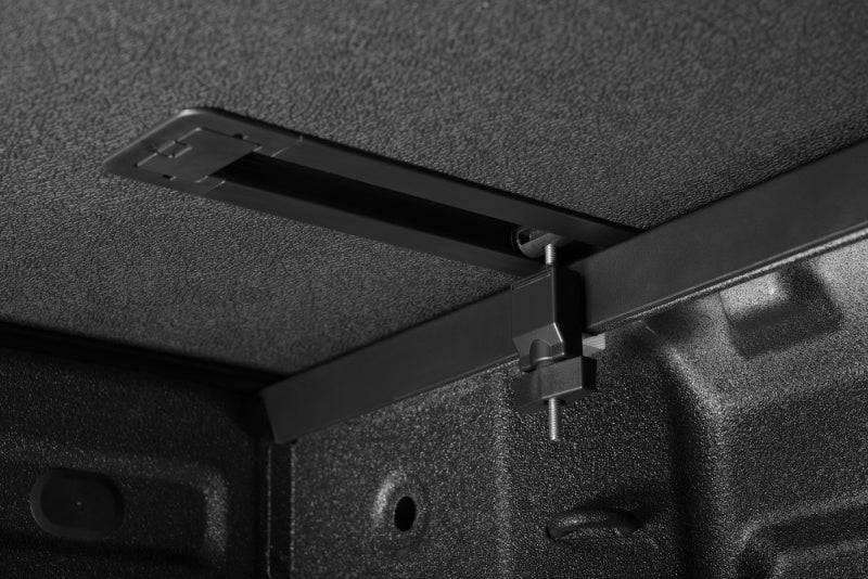 Extang 20-23 Chevy/GMC Silverado/Sierra 2500/3500HD (6ft. 10in. Bed) Solid Fold ALX-thumbmail-23