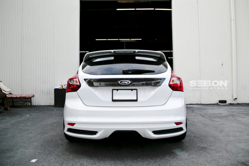 Seibon 12-13 Ford Focus 4 Door Carbon Fiber Tail Garnish-thumbmail-3