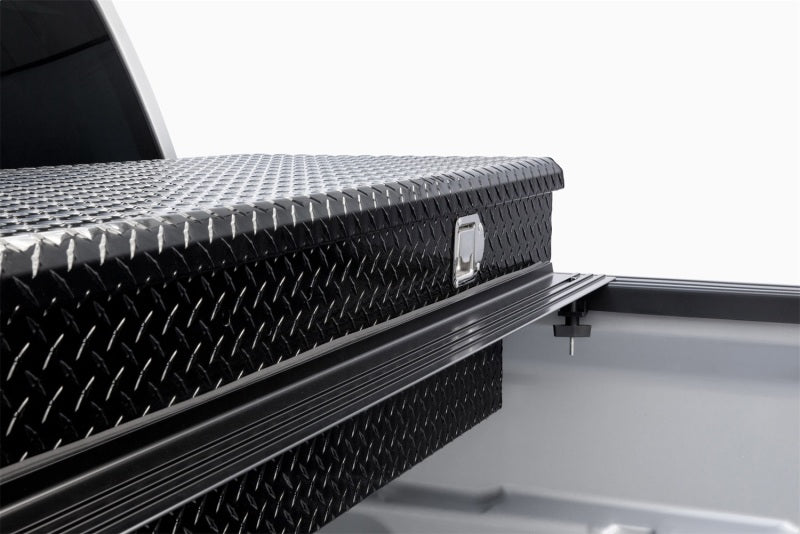 Extang 15-16 Chevy/GMC Canyon/Colorado (6ft Bed) Solid Fold 2.0 Toolbox-thumbmail-5