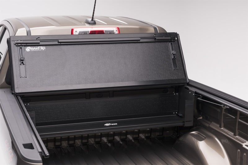 BAK 15-20 Chevy Colorado/GMC Canyon 5ft Bed BAKFlip G2-thumbmail-17