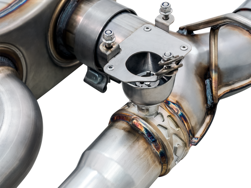 AWE Tuning BMW F8X M3/M4 SwitchPath Catback Exhaust - Diamond Black Tips-thumbmail-13