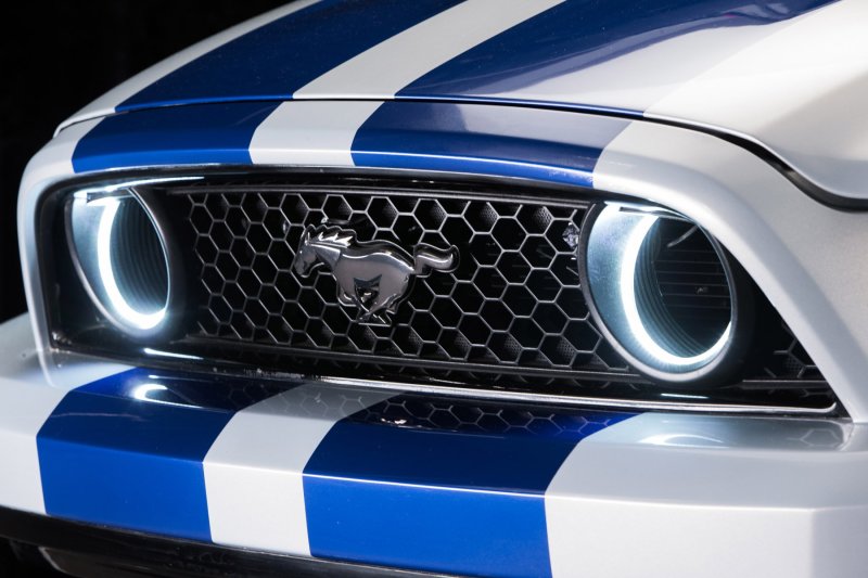 Oracle Ford Mustang 10-13 WP LED Fog Halo Kit (Grille Style) - White-thumbmail-7