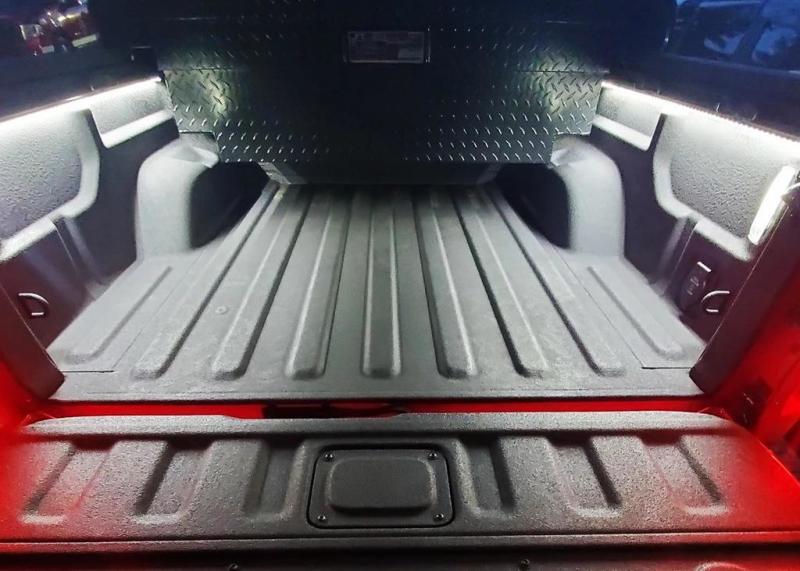 Oracle Truck Bed LED Cargo Light 60in Pair w/ Switch - White-thumbmail-5