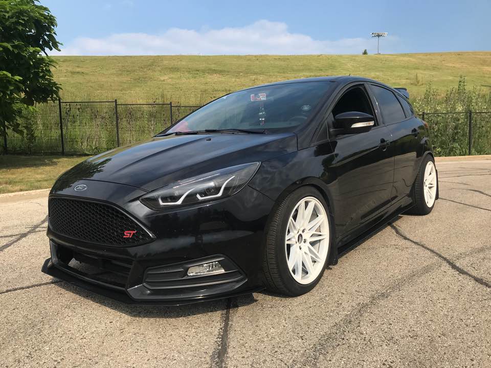 Aerotekk Street Side Splitters for 13-18 Focus ST / RS-thumbmail-2