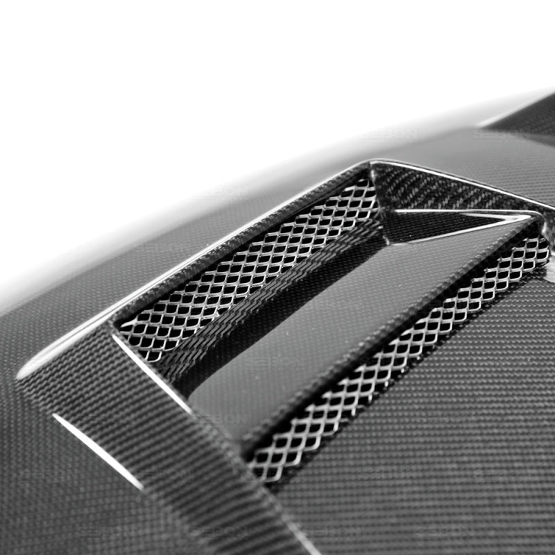 Seibon 15-20 Volkswagen Golf MK7 DV-Style Carbon Fiber Hood-thumbmail-4
