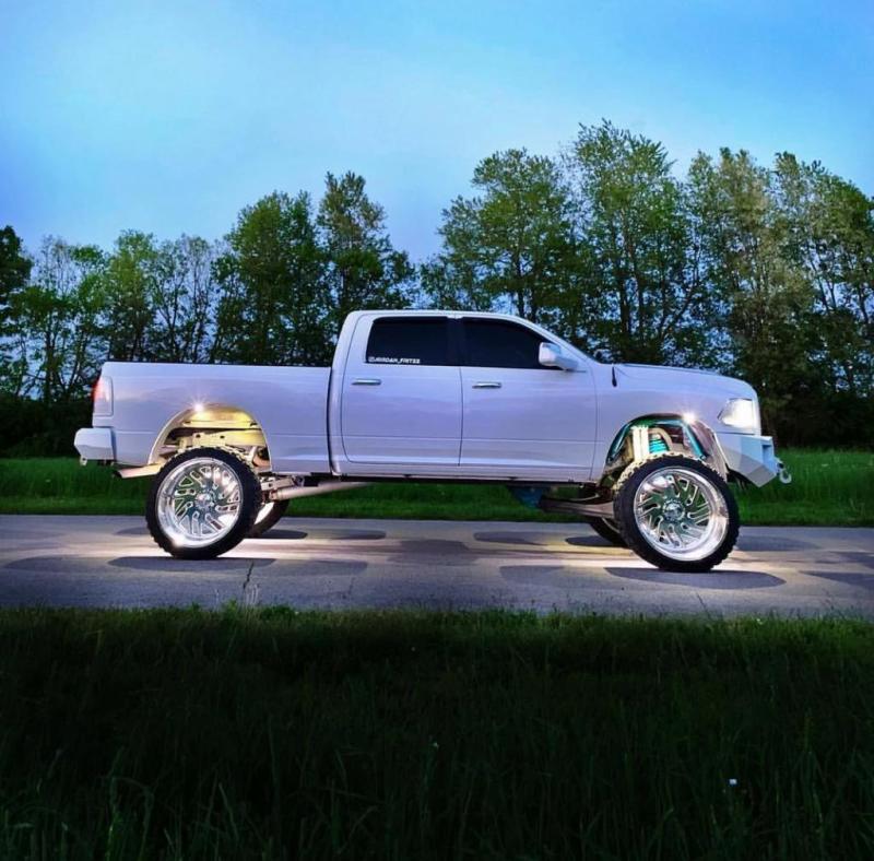Oracle LED Illuminated Wheel Rings - White-thumbmail-24
