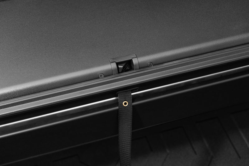 Roll-N-Lock 15-19 Chevrolet Colorado/GMC Canyon 71-1/2in A-Series Retractable Tonneau Cover-thumbmail-32