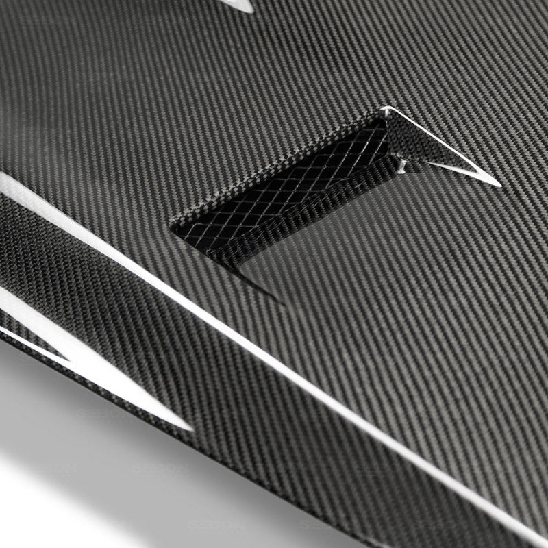Seibon 2017-2018 Nissan GTR R35 GTII-Style Carbon Fiber Hood-thumbmail-5