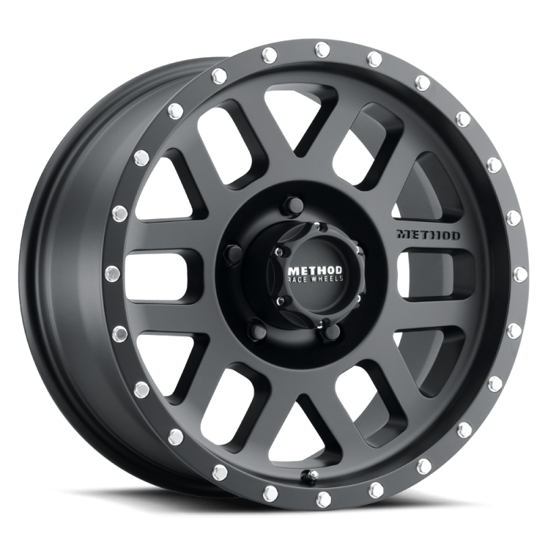 Method MR306 Mesh 17x8.5 0mm Offset 5x4.5 83mm CB Matte Black Wheel-thumbmail-2