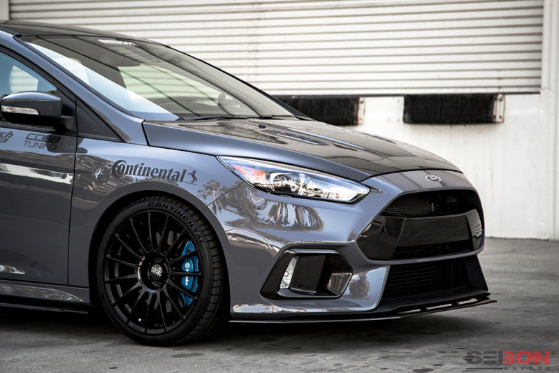 Seibon 16-18 Ford Focus RS Carbon Fiber Fog Light Surrounds-thumbmail-4