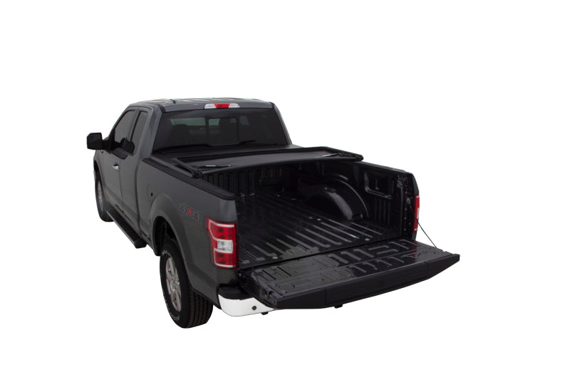 Lund 04-12 Chevy Colorado (5ft. Bed) Genesis Tri-Fold Tonneau Cover - Black-thumbmail-3