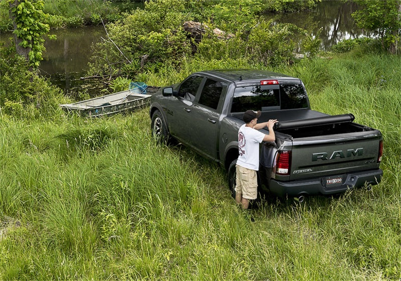 Truxedo 15-20 GMC Canyon & Chevrolet Colorado 6ft Deuce Bed Cover-thumbmail-9