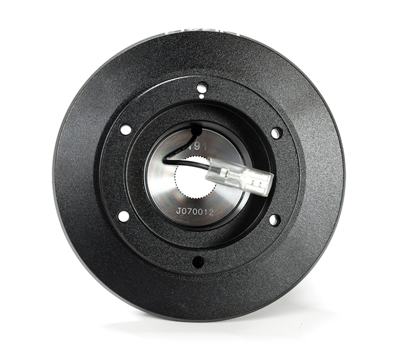 NRG Short Hub Volvo 240 82-91-thumbmail-4