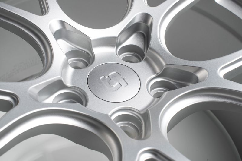 Titan 7 T-CS5 18x9.5 5x114.3 +40 Offset / 73 CB Iridium Silver Wheel (Hub Ring Req.)-thumbmail-10