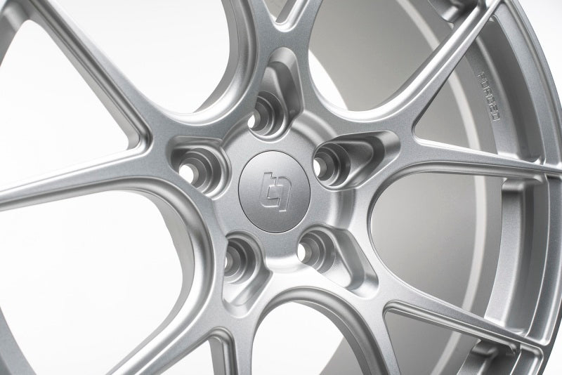Titan 7 T-CS5 18x9.5 5x114.3 +40 Offset / 73 CB Iridium Silver Wheel (Hub Ring Req.)-thumbmail-11
