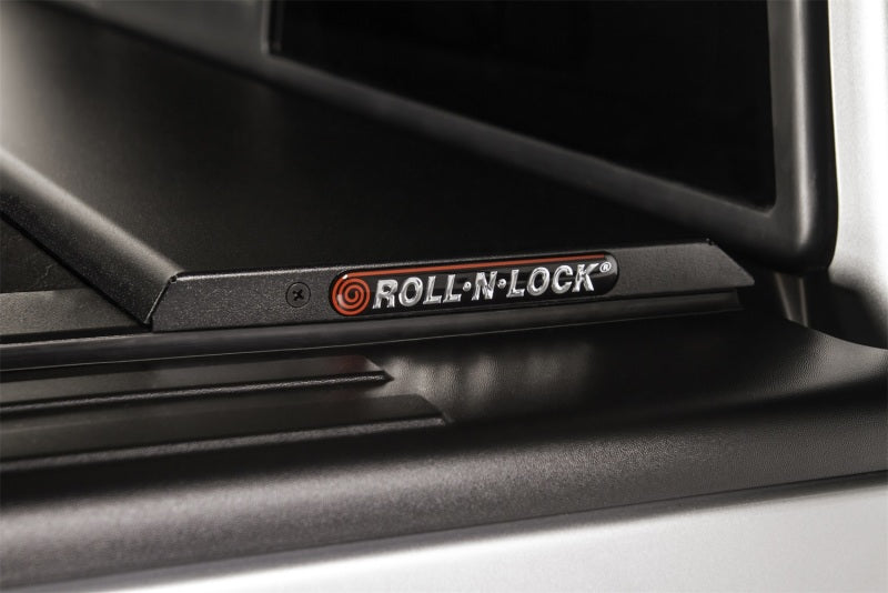 Roll-N-Lock 15-18 Chevy Colorado/Canyon XSB 59-2/16in M-Series Retractable Tonneau Cover-thumbmail-16