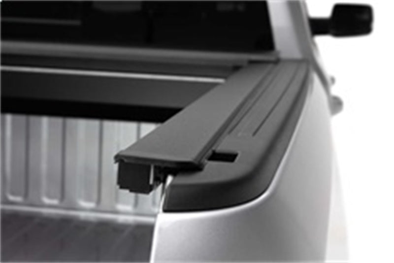 Roll-N-Lock 15-19 Chevrolet Colorado/GMC Canyon 59-1/8in A-Series Retractable Tonneau Cover-thumbmail-18
