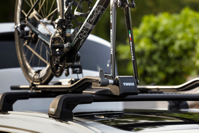 Thule FastRide Fork-Mount Roof Bike Rack (For Quick-Release Bikes/Adapter Req. for Thru-Axle) - Blk-thumbmail-21