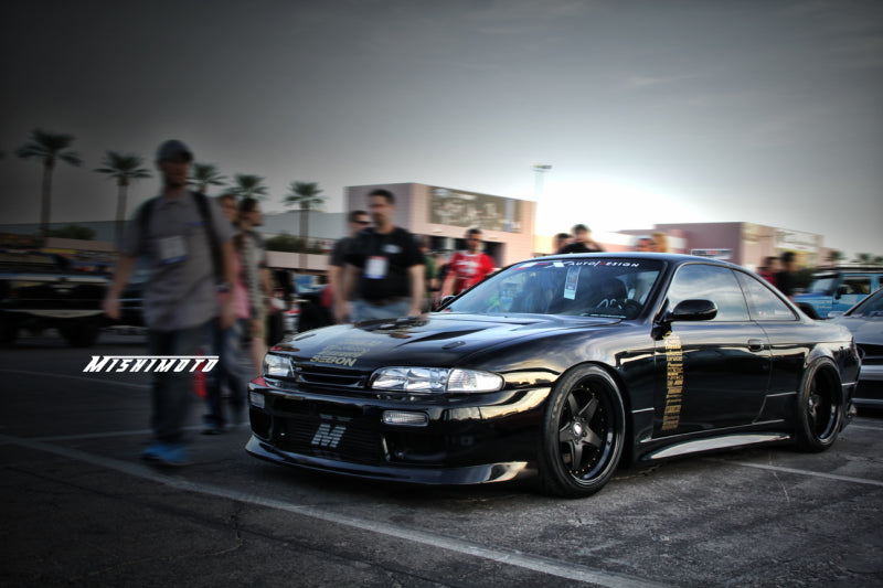 Mishimoto Universal Silver R Line Intercooler Overall Size: 31x12x4 Core Size: 24x12x4 Inlet / Outle-thumbmail-25